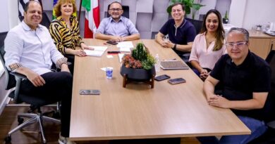 Enxadrista osasquense e campeã panamericana é homenageada na Câmara de  Osasco — Câmara Municipal de Osasco/SP