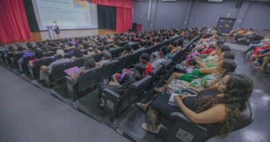 Mãe Parnaibana: cerca de 200 gestantes assistem a palestras sobre saúde