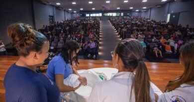 Programa Mãe Parnaibana realiza encontro de capacitação e combate à mortalidade infantil