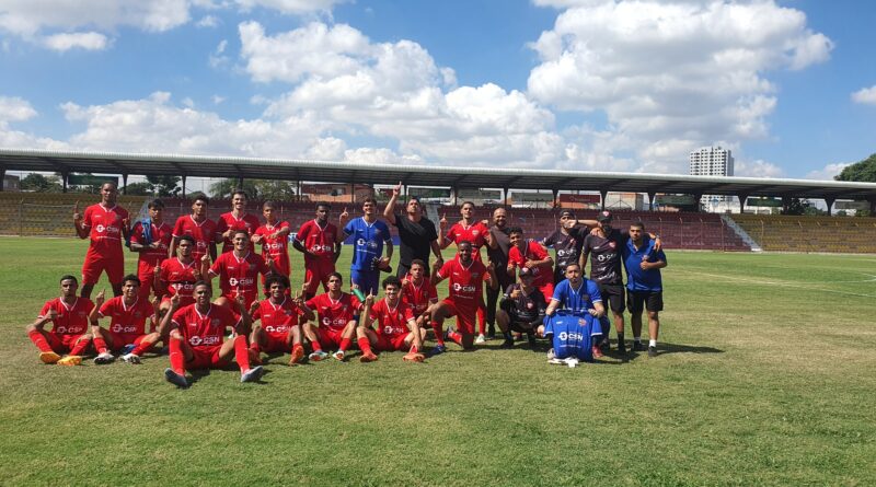 Gols de Bruce e Luva garantiram a vitória do clube osasquense na tarde de domingo, no Rochdale