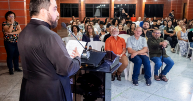 Paróquia Santa Maria Mãe de Deus é homenageada com Cartão de Prata