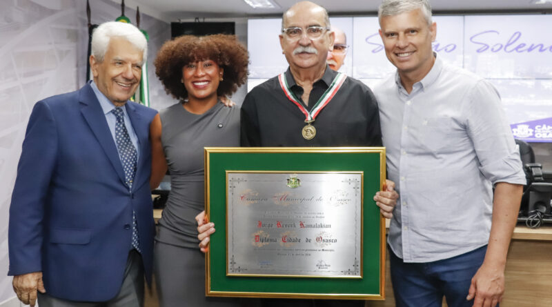Comerciante armênio osasquense recebe homenagens na Câmara Municipal