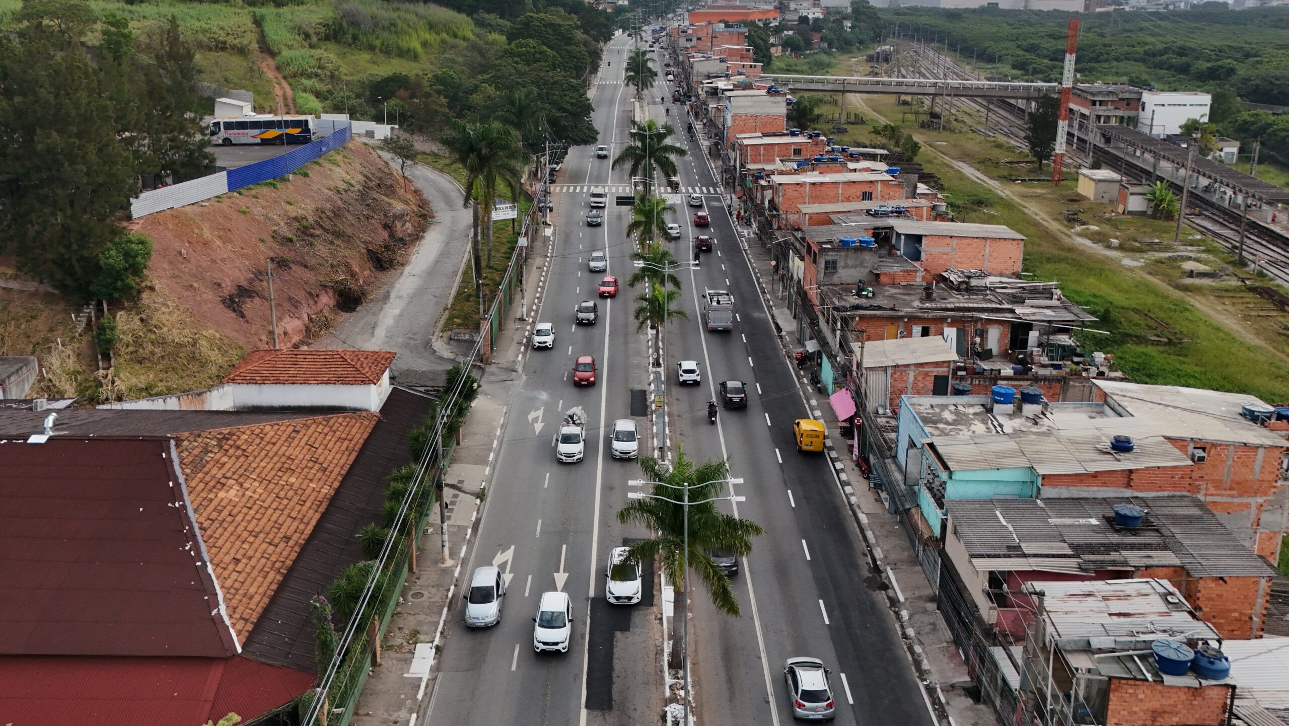 Mobilidade Urbana: Secretaria de Trânsito de Carapicuíba reforça restrições de estacionamento no Corredor Oeste