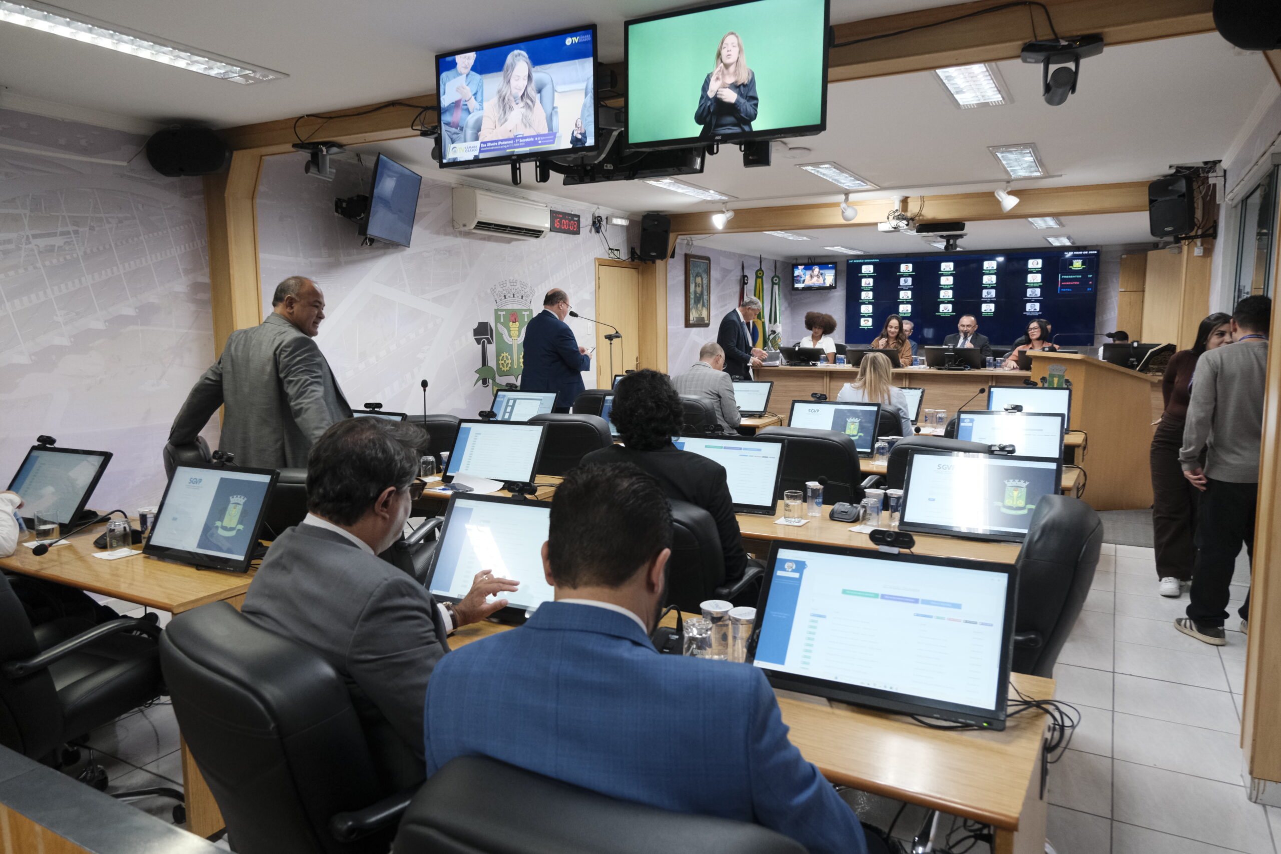 Vereadores debatem saúde, tarifas e serviços públicos na 26ª Sessão Ordinária