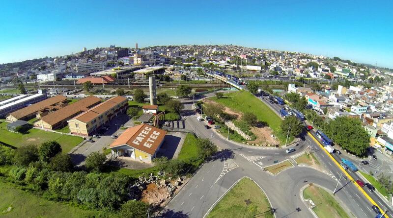 Fatec Carapicuíba oferece 270 vagas de cursos de graduação gratuitos para o 2º semestre de 2026