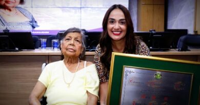 Dona Helena Dias recebe título de Cidadã Osasquense em noite de emoção e reconhecimento