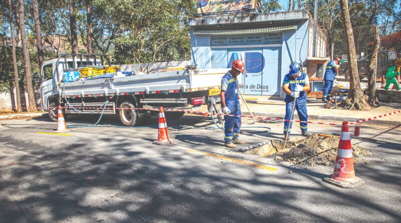 Parceria entre Prefeitura de Santana de Parnaíba e Sabesp leva rede de abastecimento de água ao Cururuquara