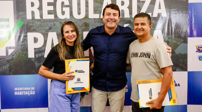 Santana de Parnaíba entrega cerca de 700 escrituras e ultrapassa 10 mil imóveis regularizados