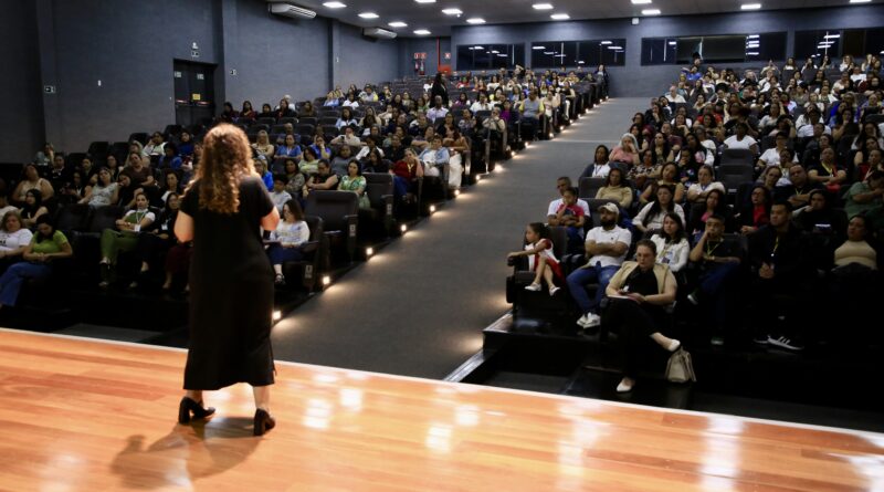 Santana de Parnaíba realiza 2ª Conferência pela Primeira Infância na Arena de Eventos
