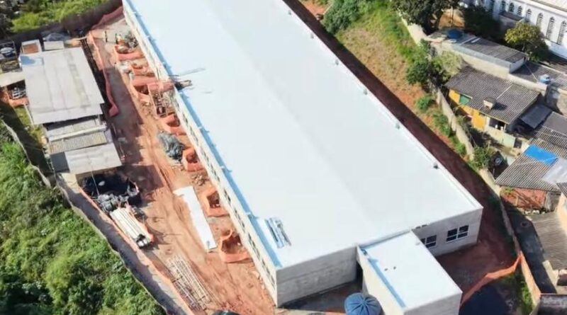 Jandira avança nas obras da EMEB Ouro Verde e unidade escolar chega à fase de acabamento